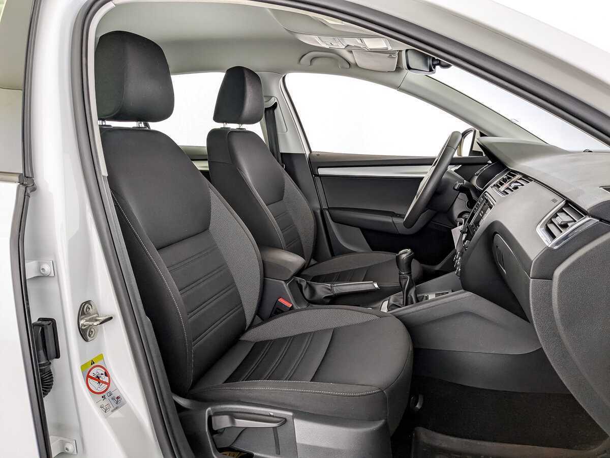 Skoda Octavia 2019 года с пробегом. Фото: #18