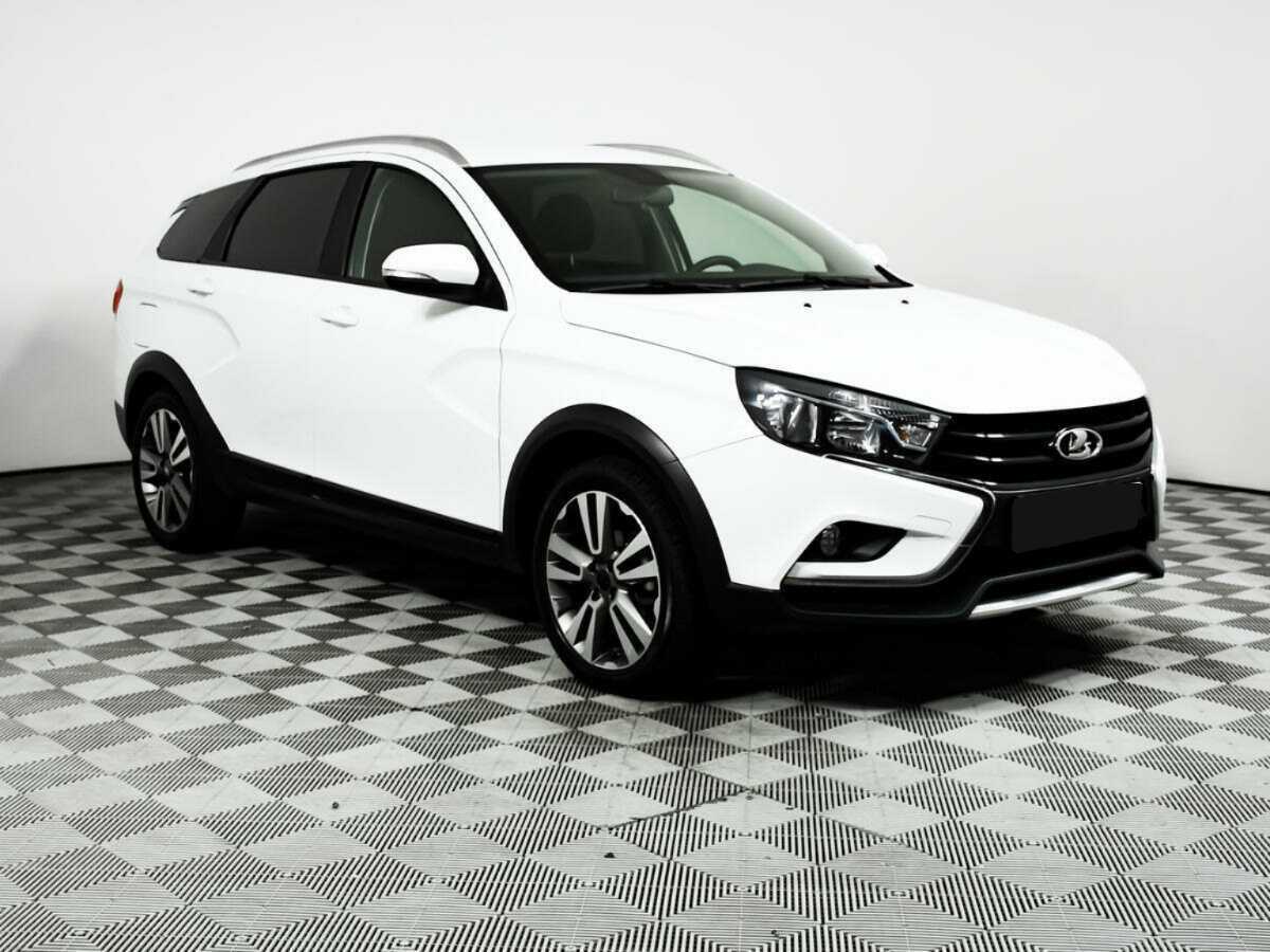 Lada (ВАЗ) Vesta 2021 года с пробегом. Фото: #2