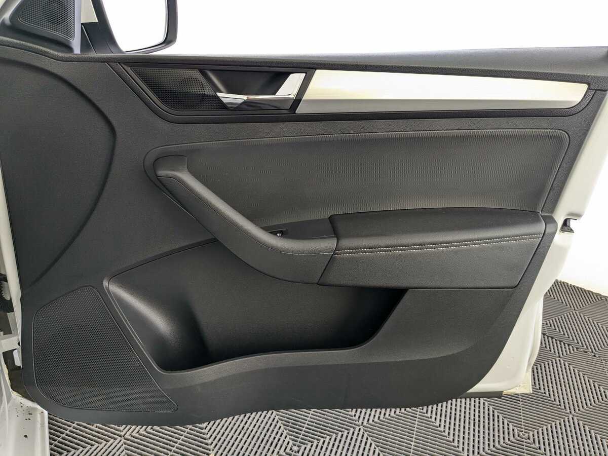 Skoda Rapid 2019 года с пробегом. Фото: #15