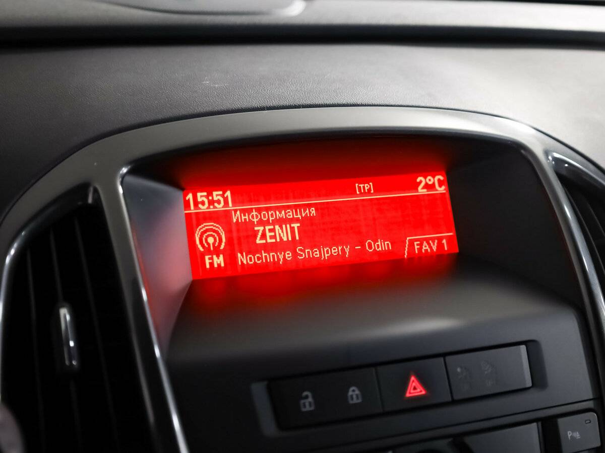 Opel Astra 2012 года с пробегом. Фото: #13