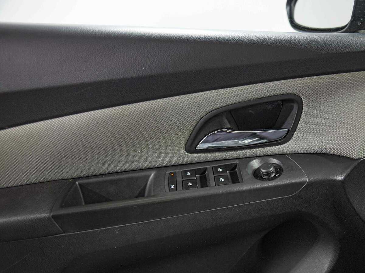 Chevrolet Cruze 2013 года с пробегом. Фото: #10