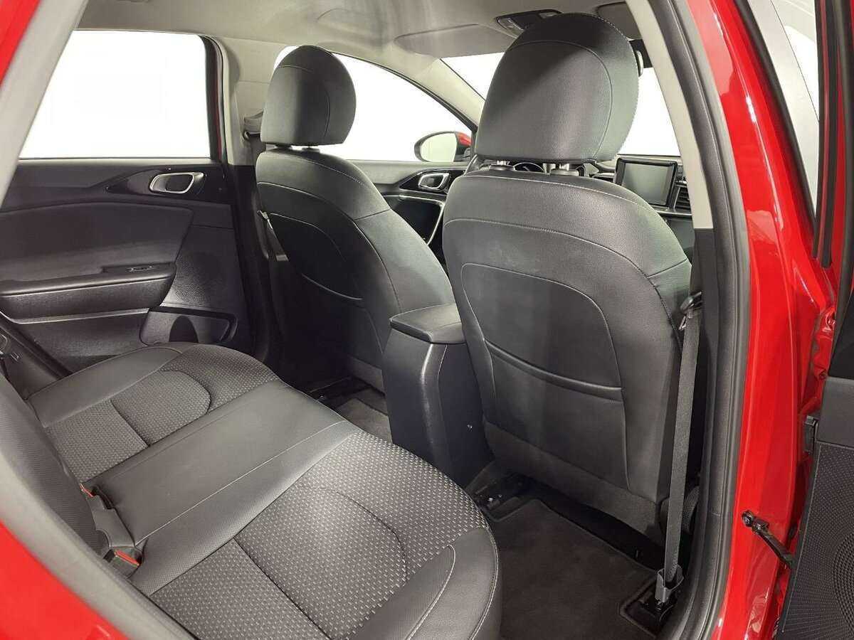 Kia Ceed 2020 года с пробегом. Фото: #15