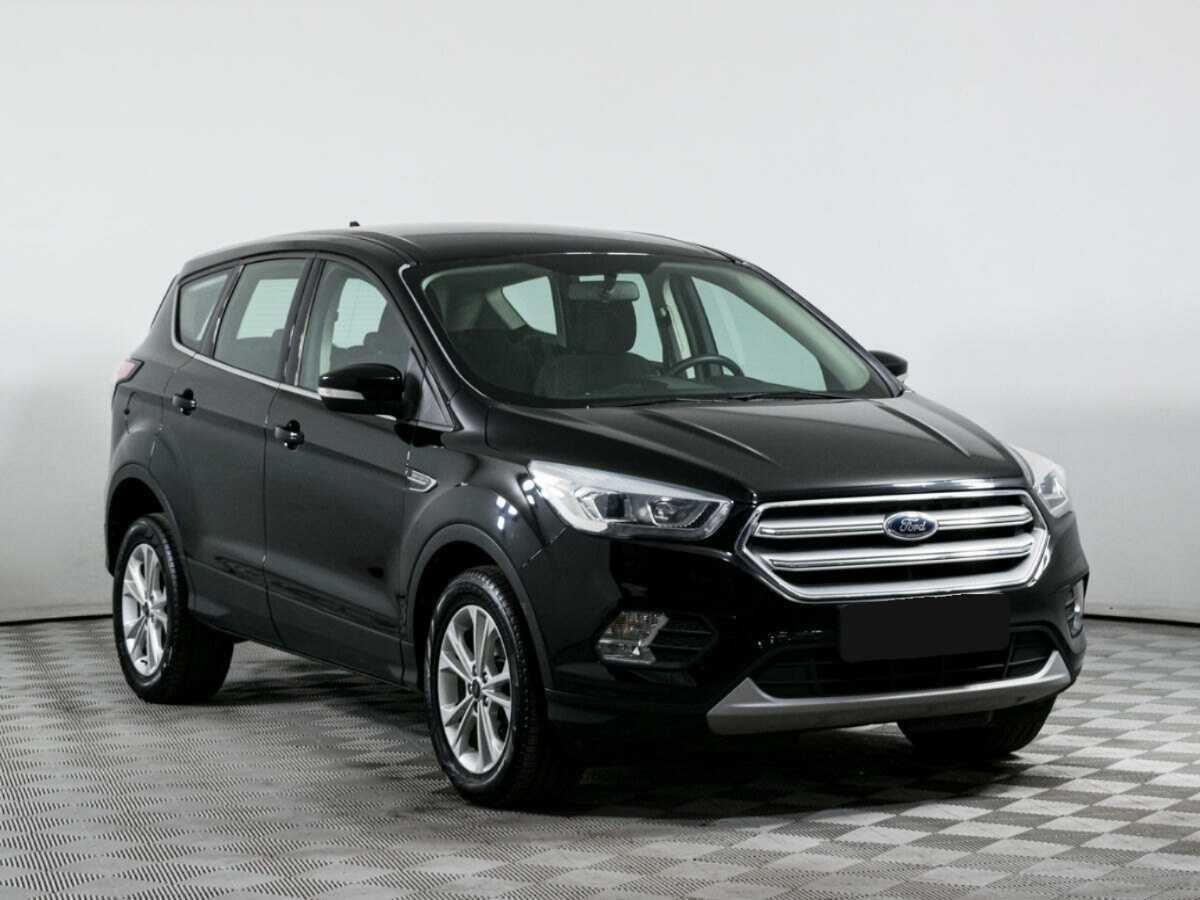 Ford Kuga 2018 года с пробегом. Фото: #2