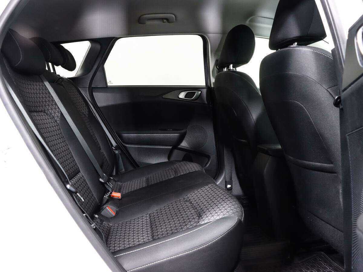 Kia Ceed 2019 года с пробегом. Фото: #13