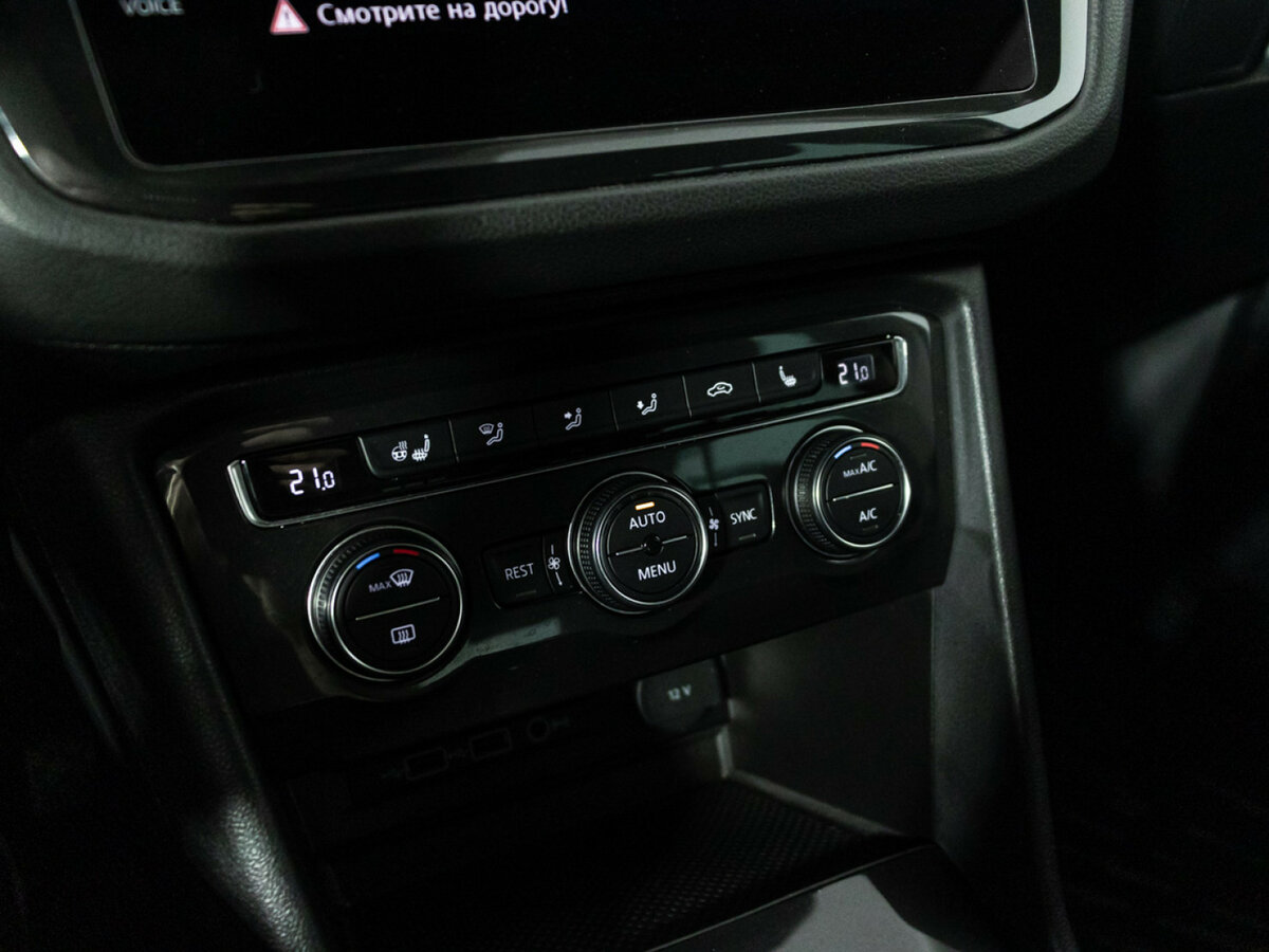 Volkswagen Tiguan 2018 года с пробегом. Фото: #14