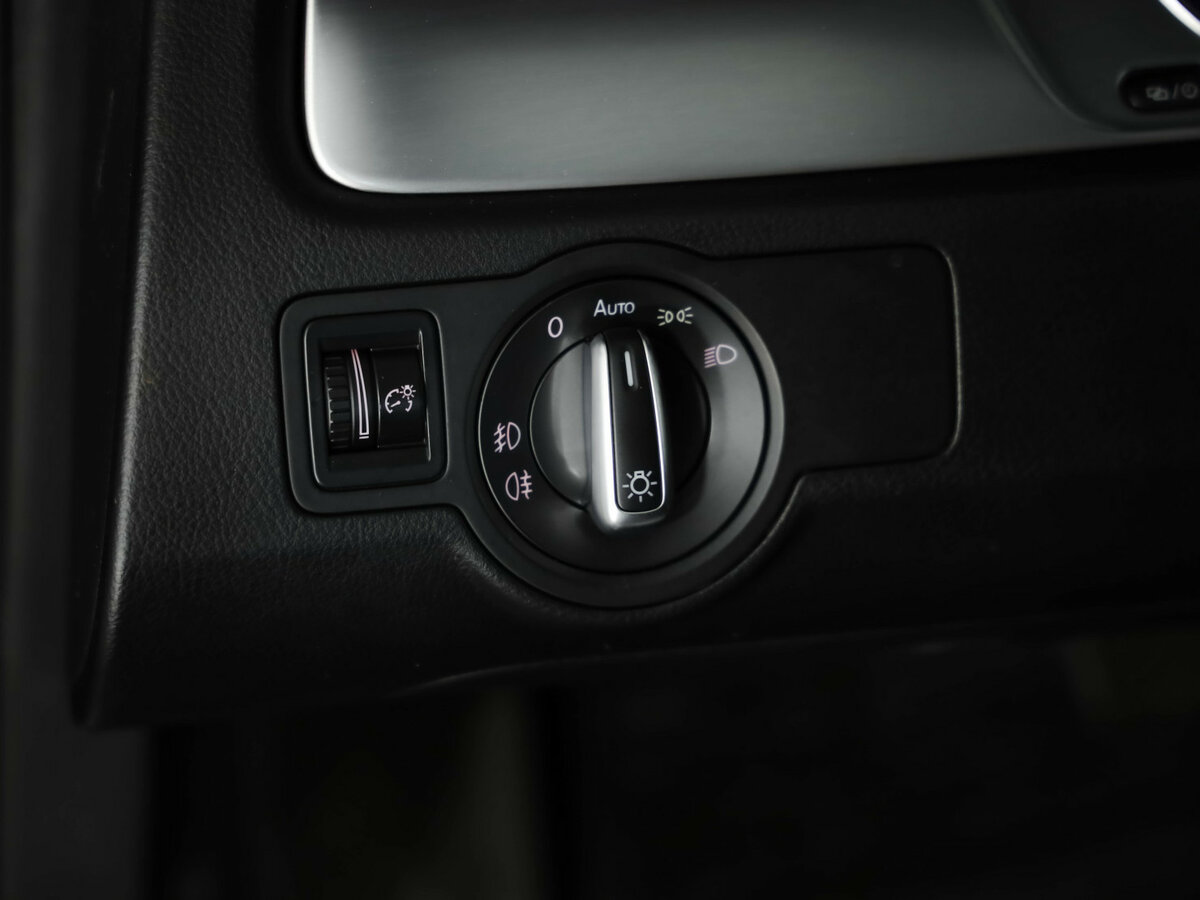 Volkswagen Passat 2014 года с пробегом. Фото: #23