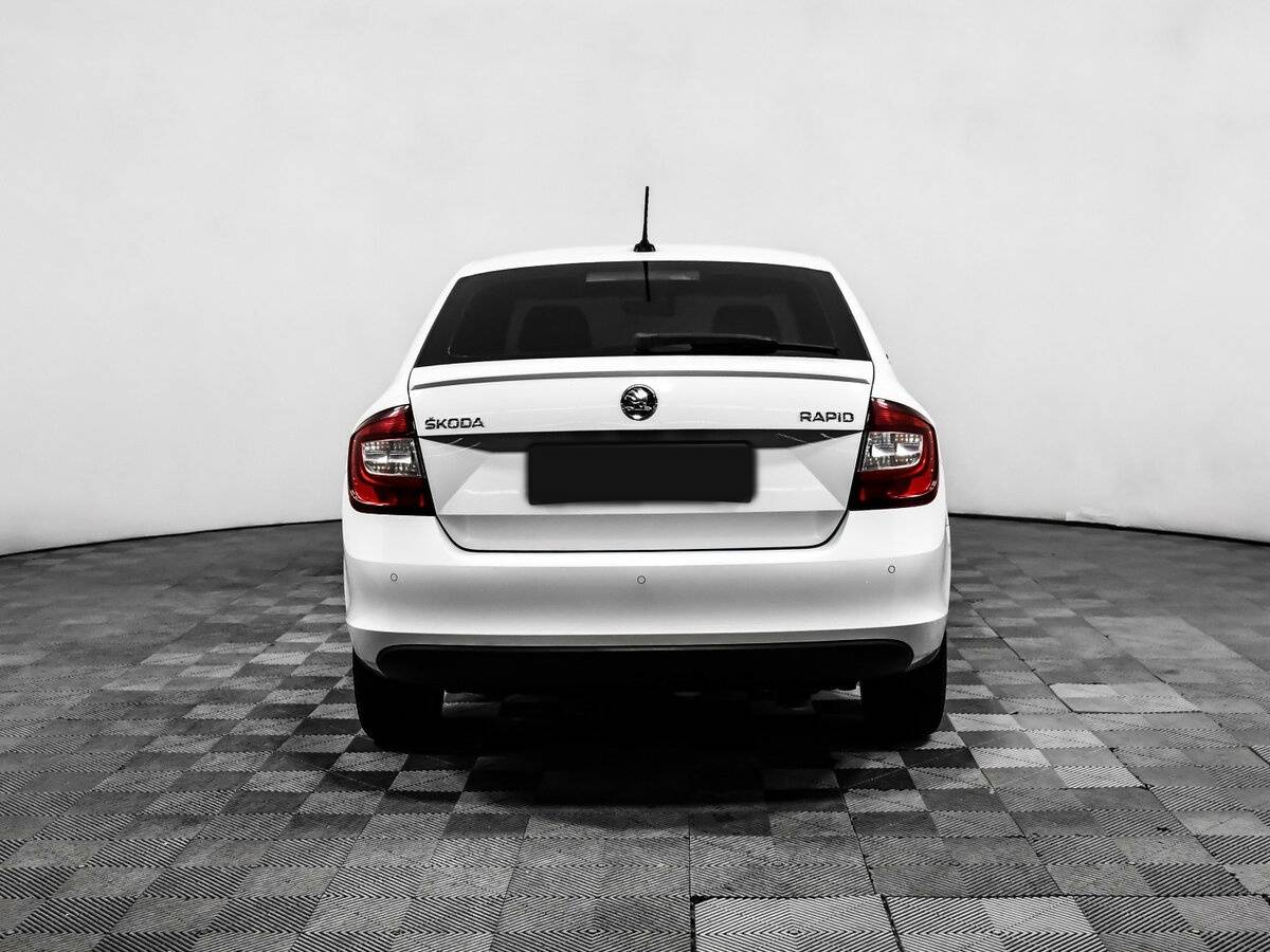 Skoda Rapid 2018 года с пробегом. Фото: #4