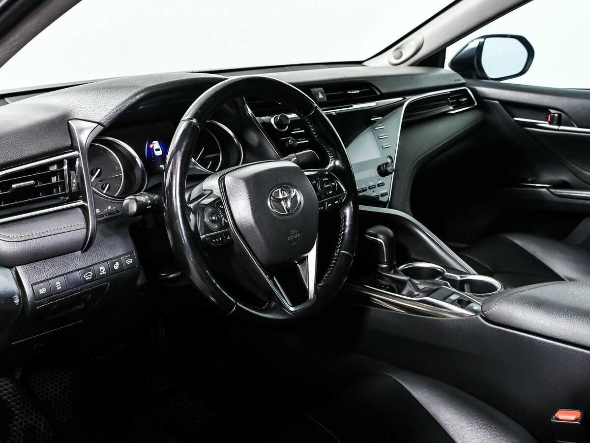 Toyota Camry 2019 года с пробегом. Фото: #11
