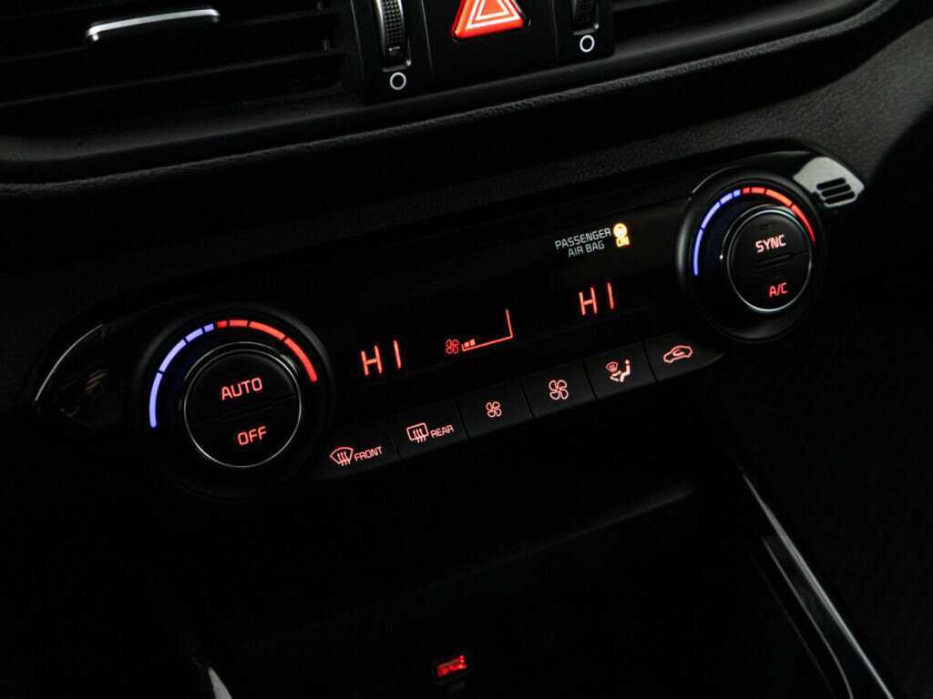 Kia Cerato 2022 года с пробегом. Фото: #18