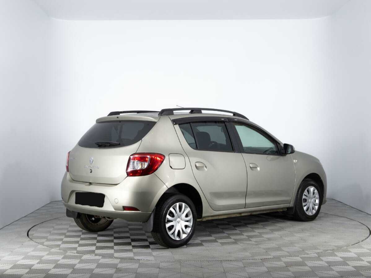 Renault Sandero 2015 года с пробегом. Фото: #4
