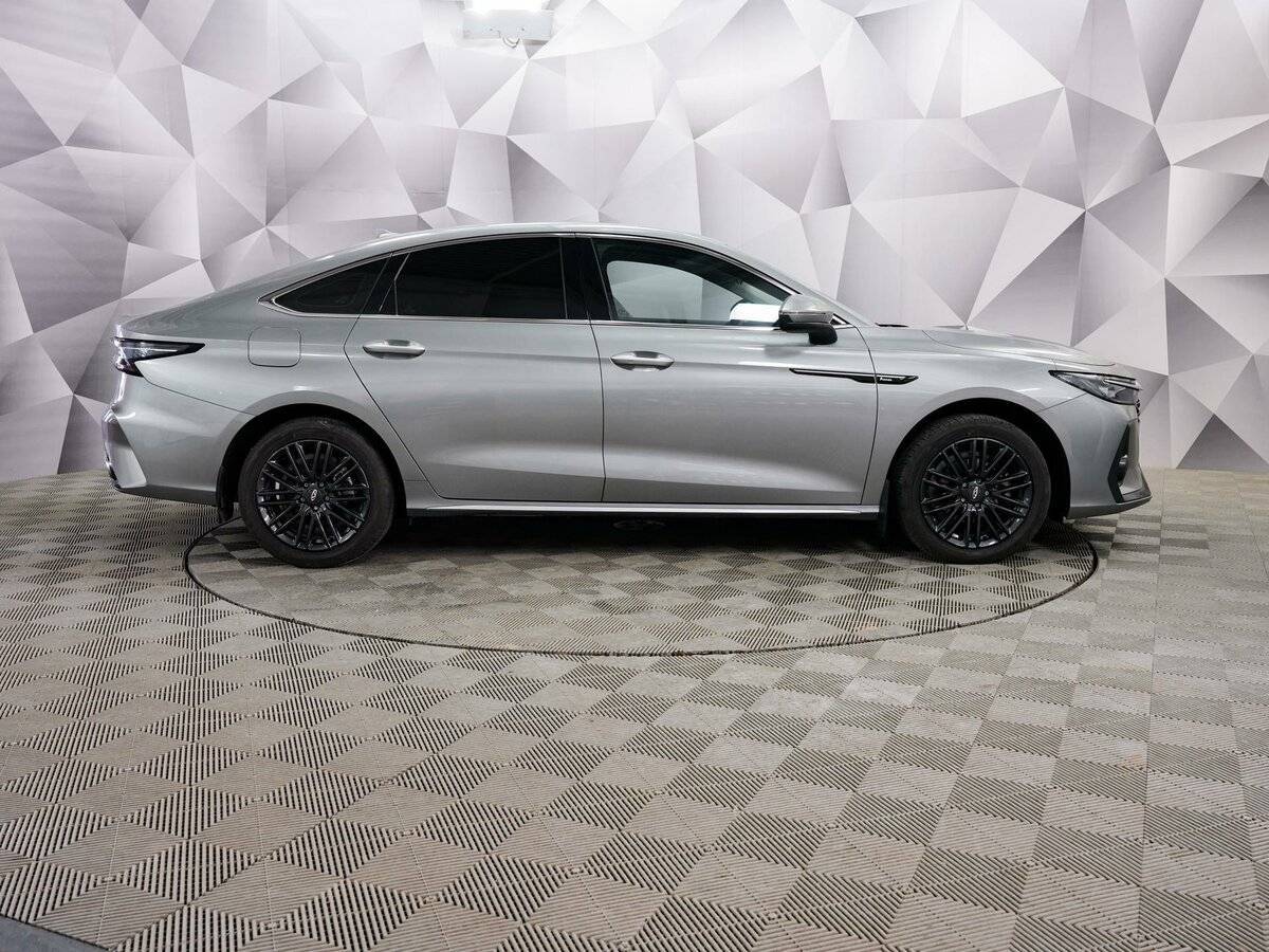 Chery Arrizo 8 2024 года с пробегом. Фото: #5