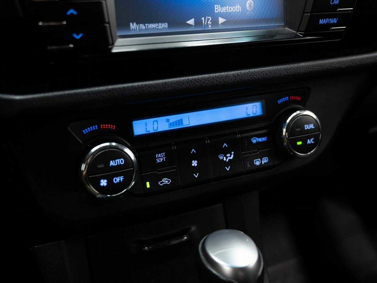 Toyota Corolla 2013 года с пробегом. Фото: #21