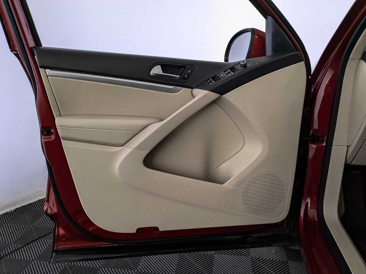 Volkswagen Tiguan 2014 года с пробегом. Фото: #14