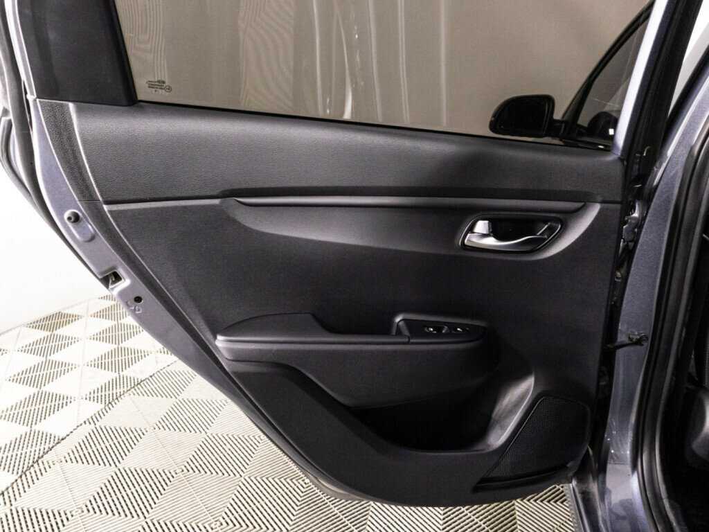 Kia Rio 2020 года с пробегом. Фото: #24