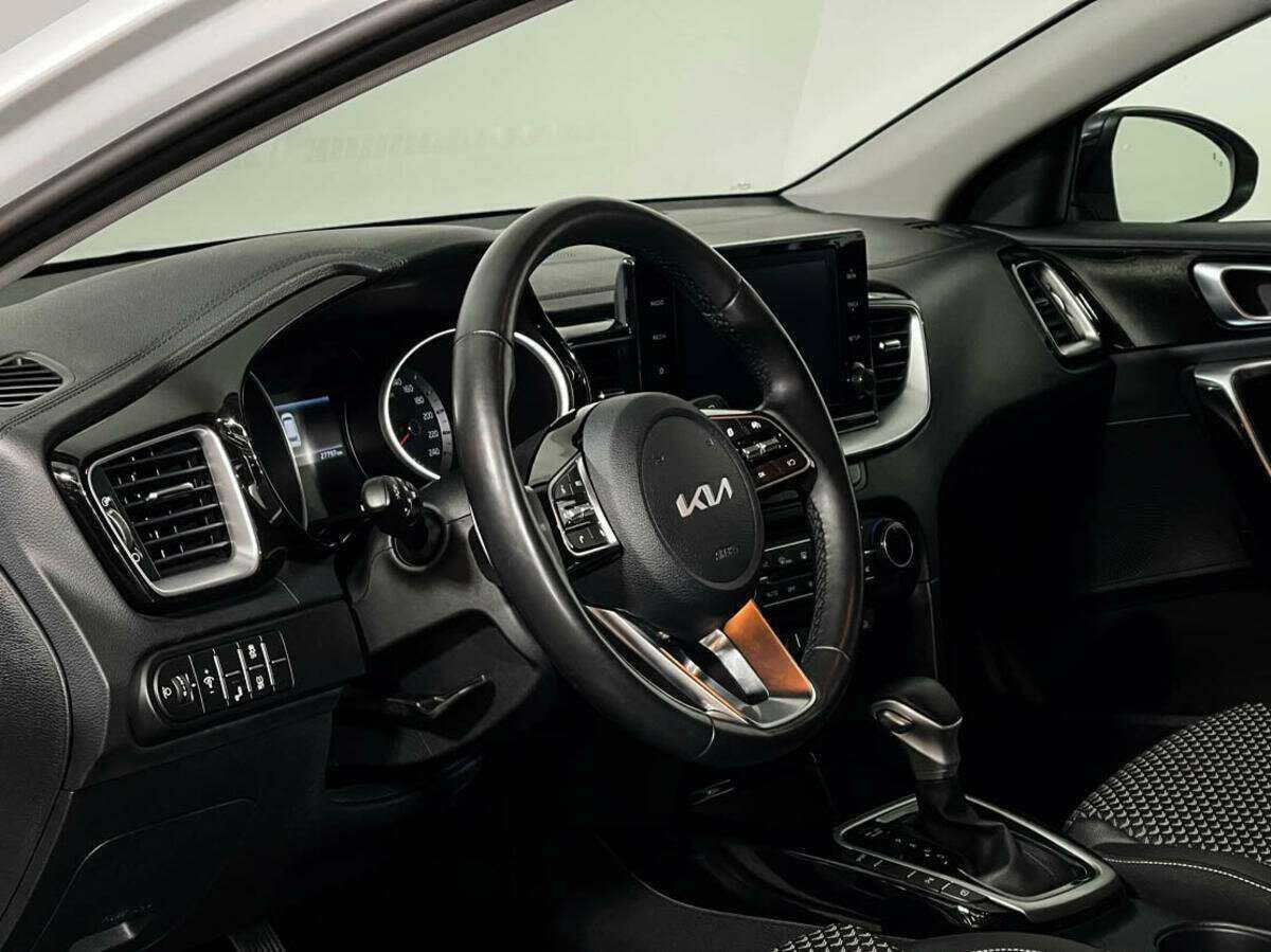 Kia Ceed 2021 года с пробегом. Фото: #10