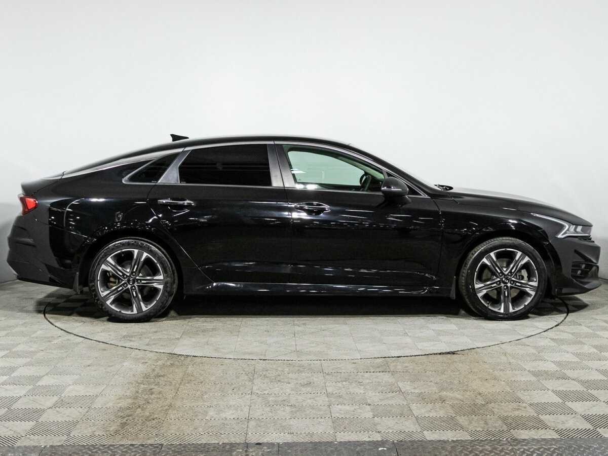 Kia K5 2021 года с пробегом. Фото: #3