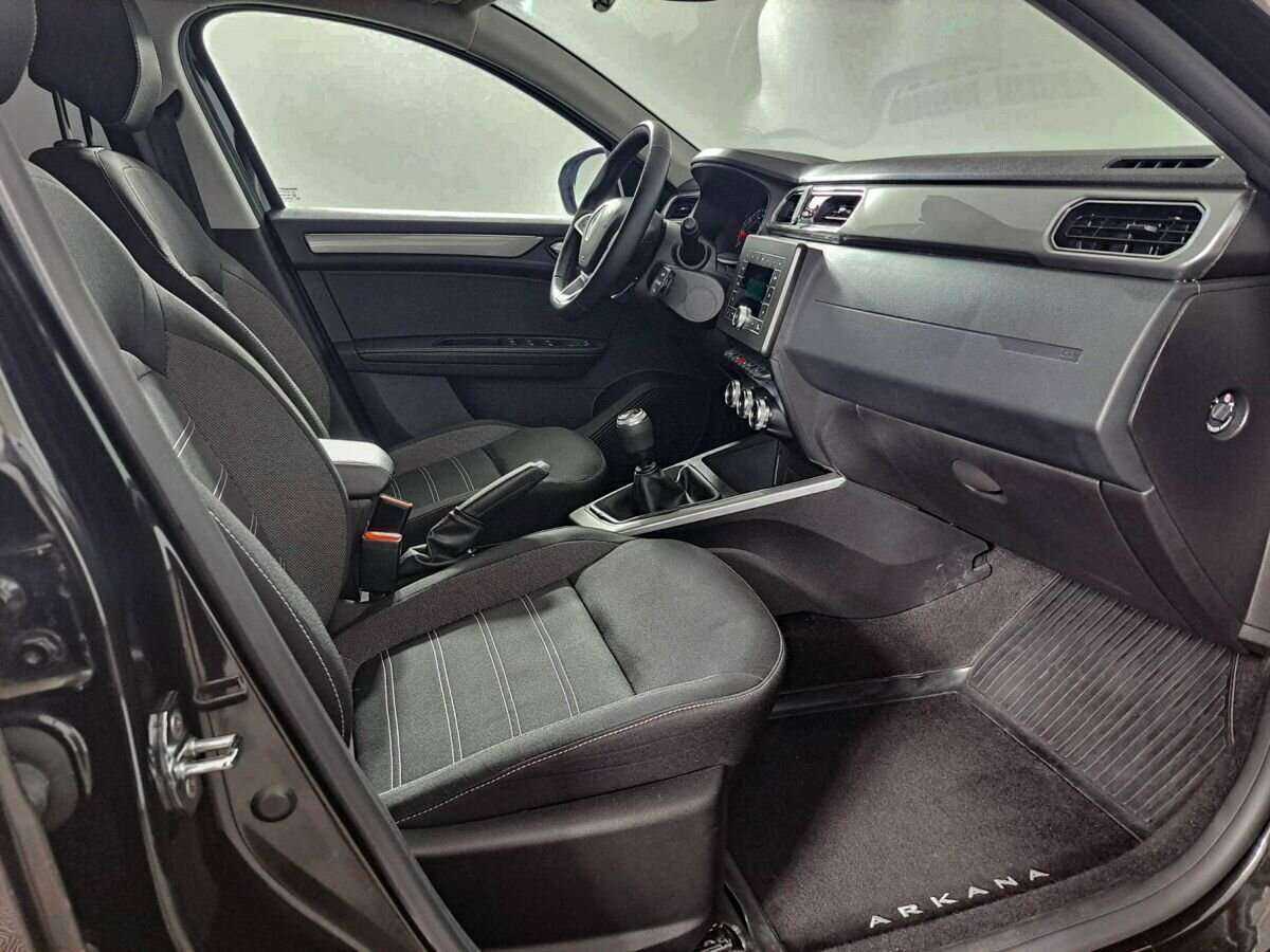 Renault Arkana 2021 года с пробегом. Фото: #8