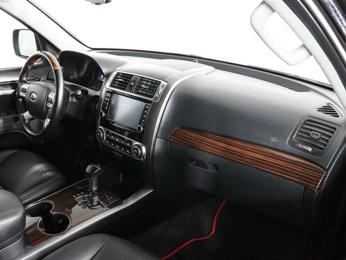 Kia Mohave 2017 года с пробегом. Фото: #9