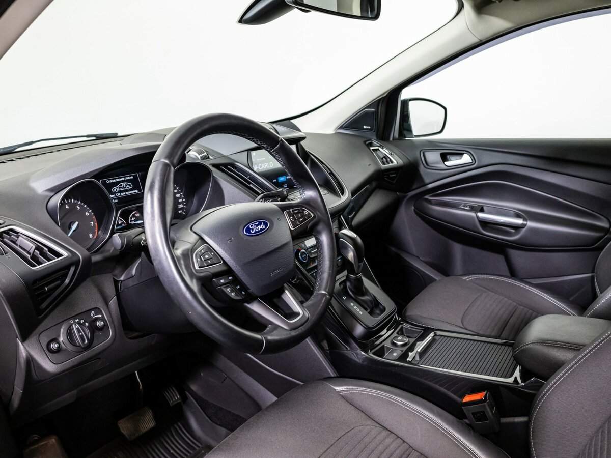 Ford Kuga 2018 года с пробегом. Фото: #10