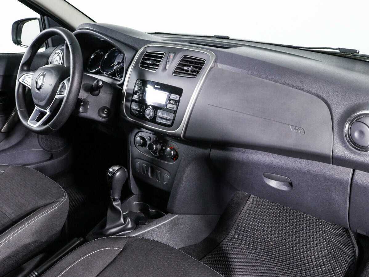 Renault Logan 2022 года с пробегом. Фото: #6