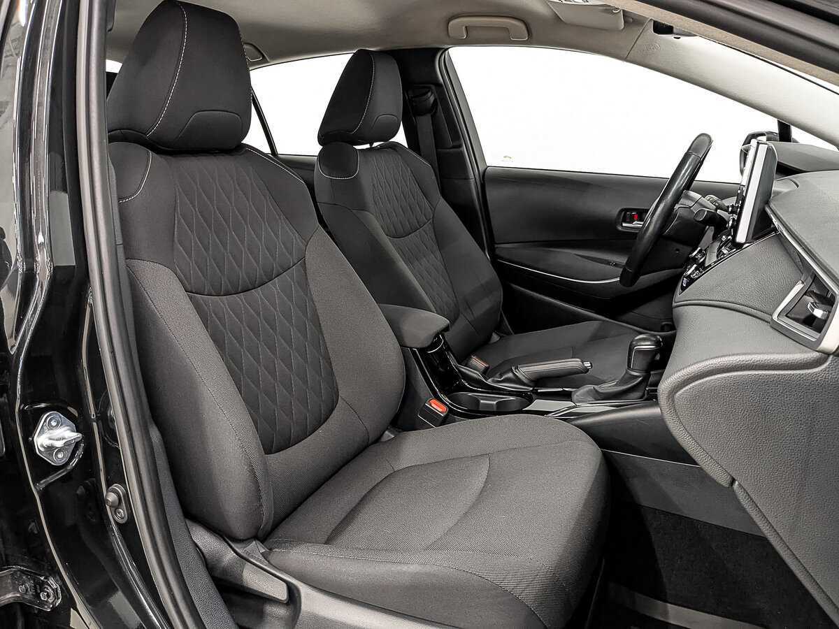 Toyota Corolla 2019 года с пробегом. Фото: #23
