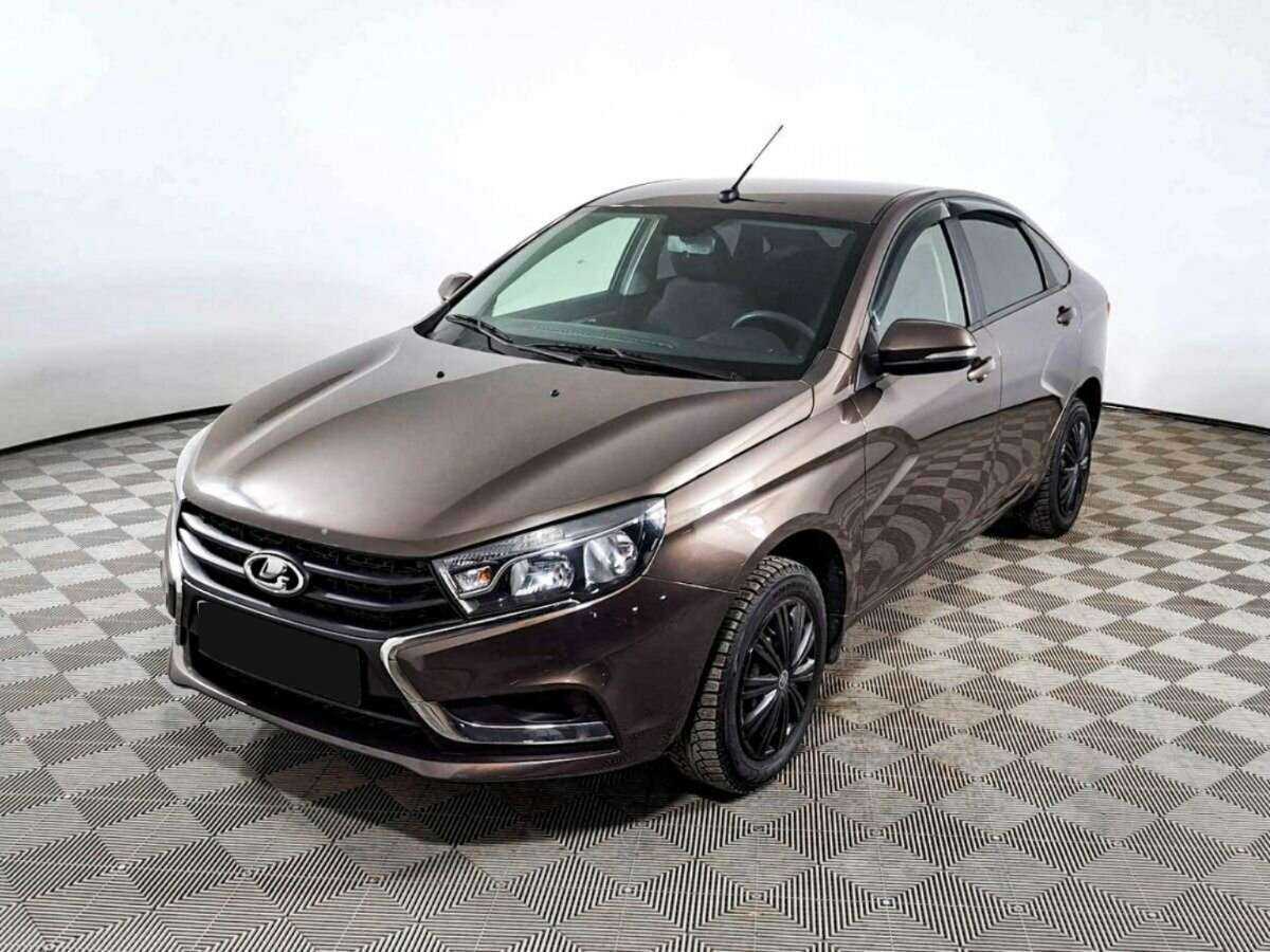 Lada (ВАЗ) Vesta 2018 года с пробегом. Посмотреть фото