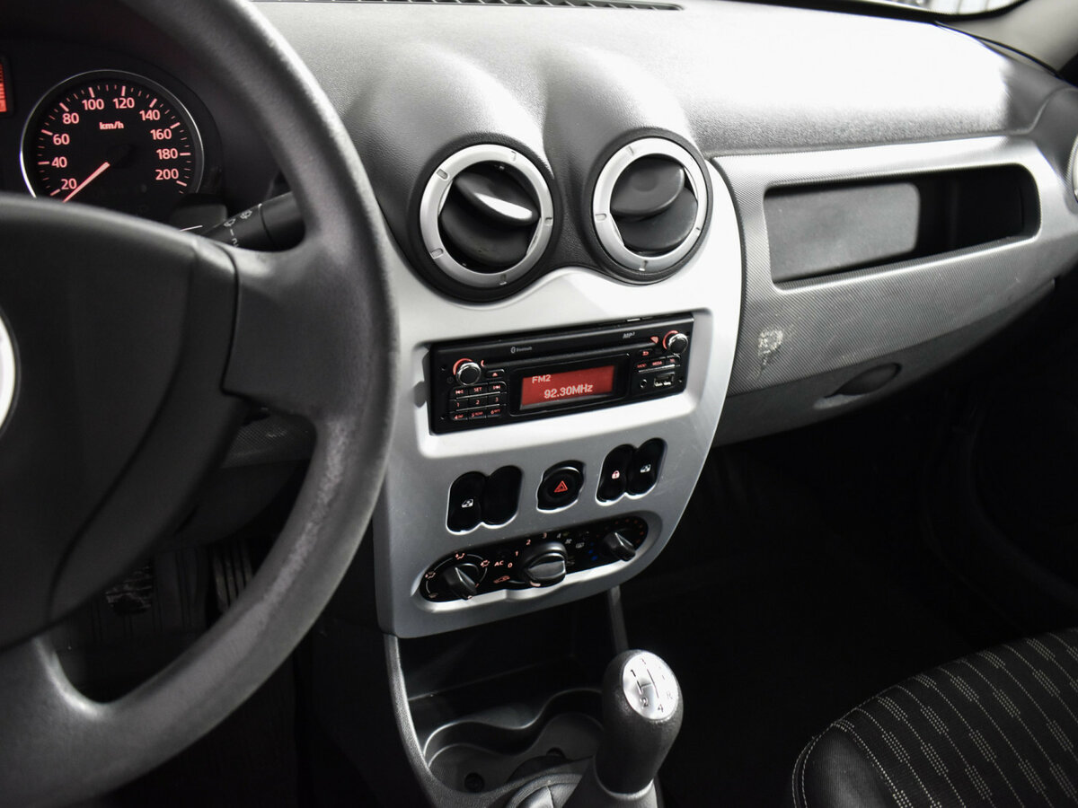 Renault Sandero 2014 года с пробегом. Фото: #16