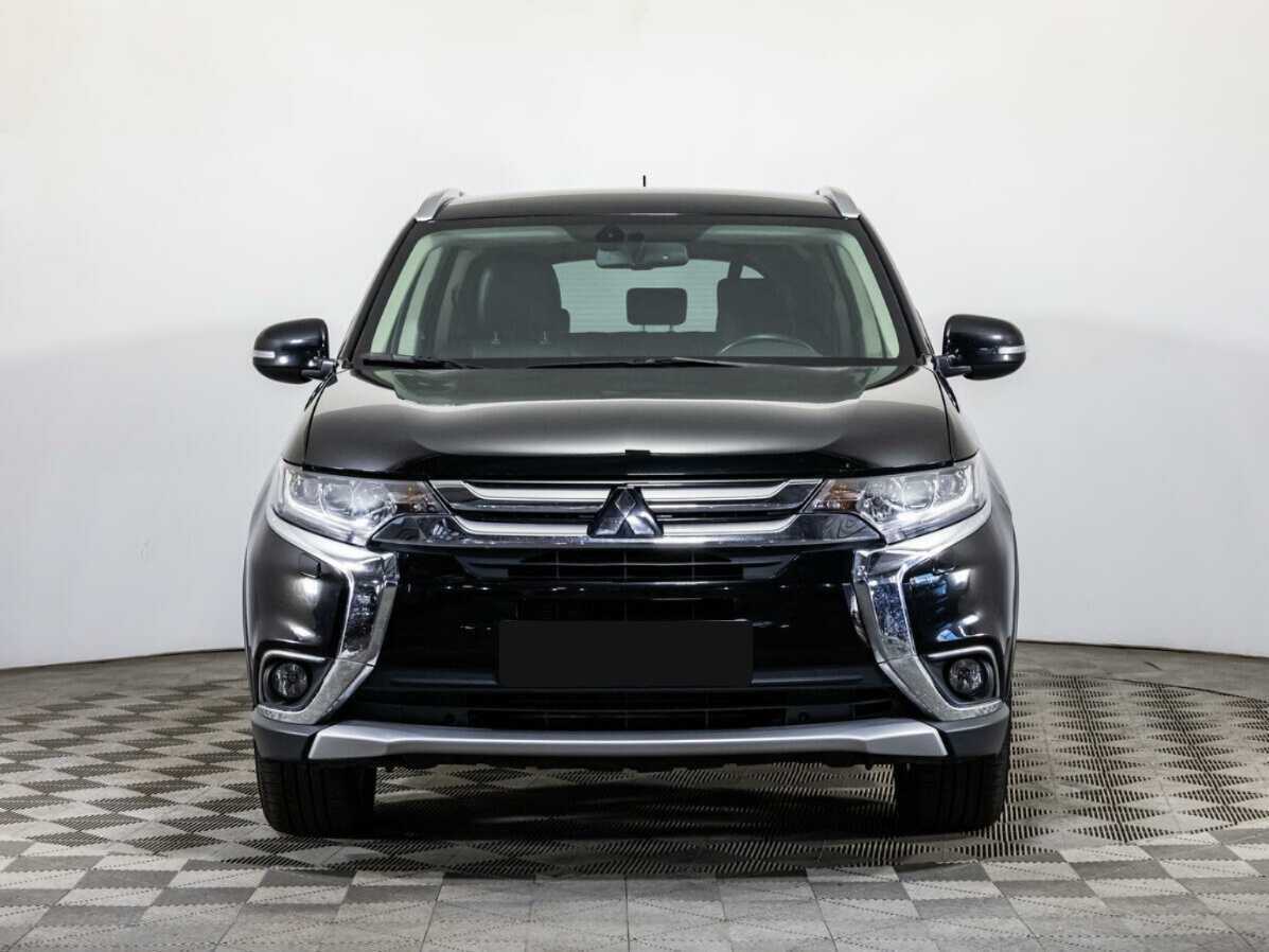 Mitsubishi Outlander 2015 года с пробегом. Фото: #1