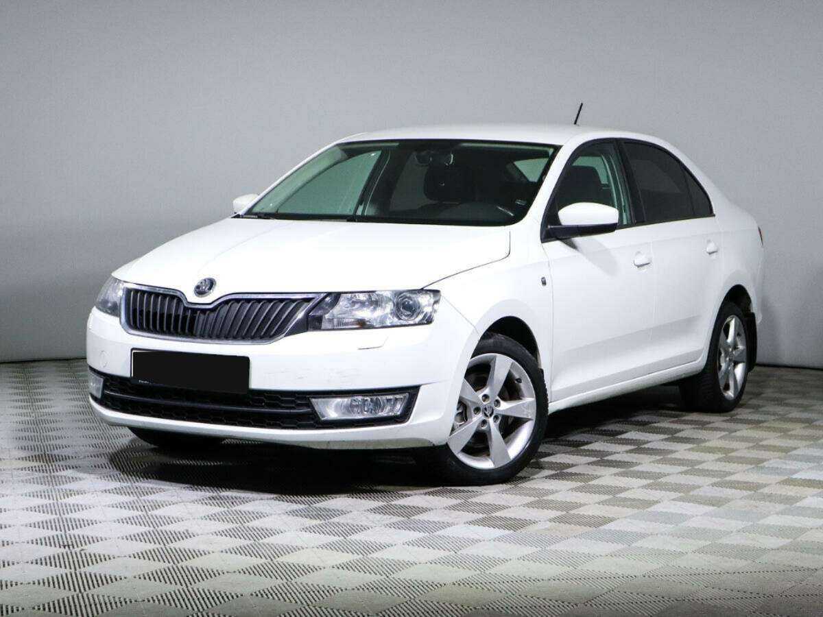 Skoda Rapid 2016 года с пробегом. Посмотреть фото