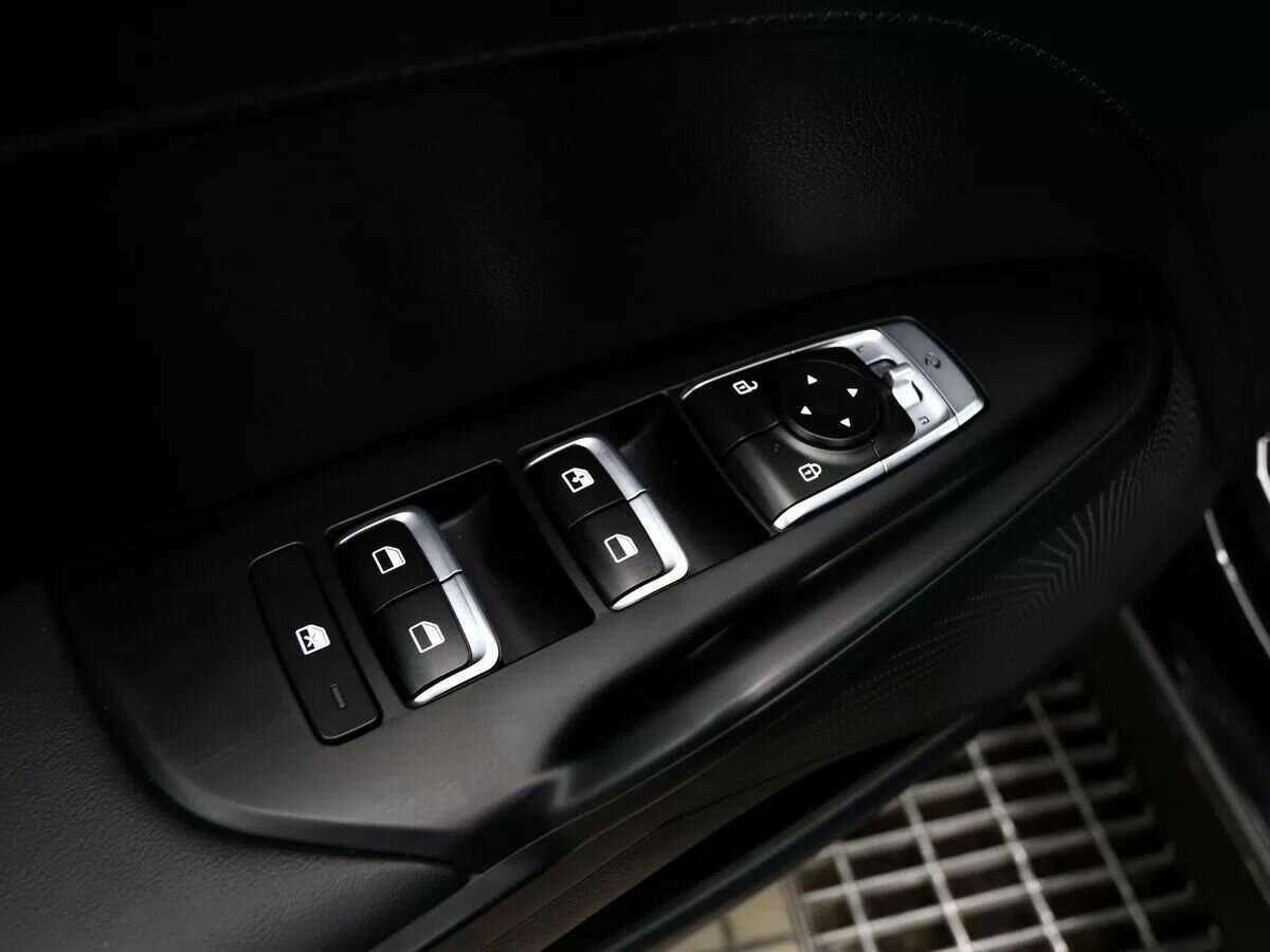 Kia K5 2021 года с пробегом. Фото: #8