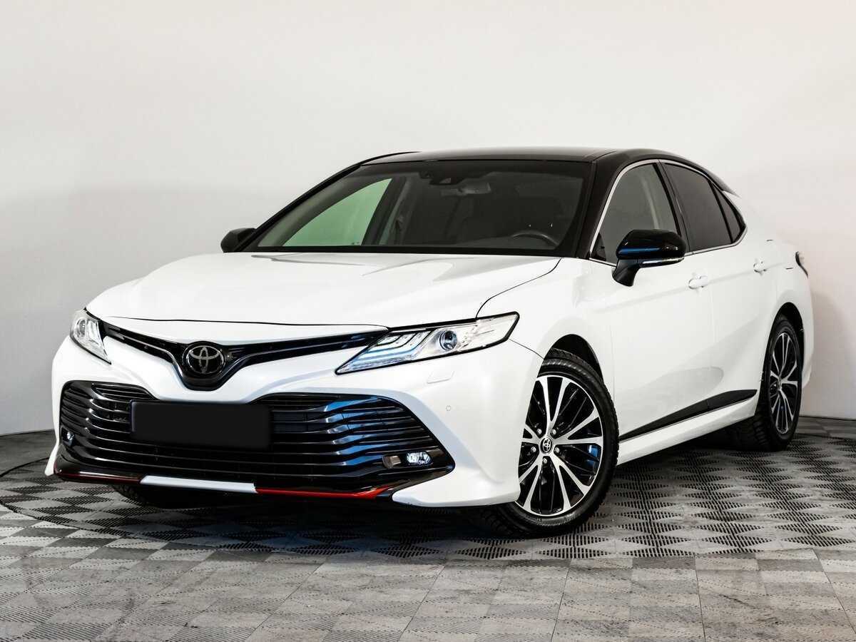 Toyota Camry 2020 года с пробегом. Посмотреть фото