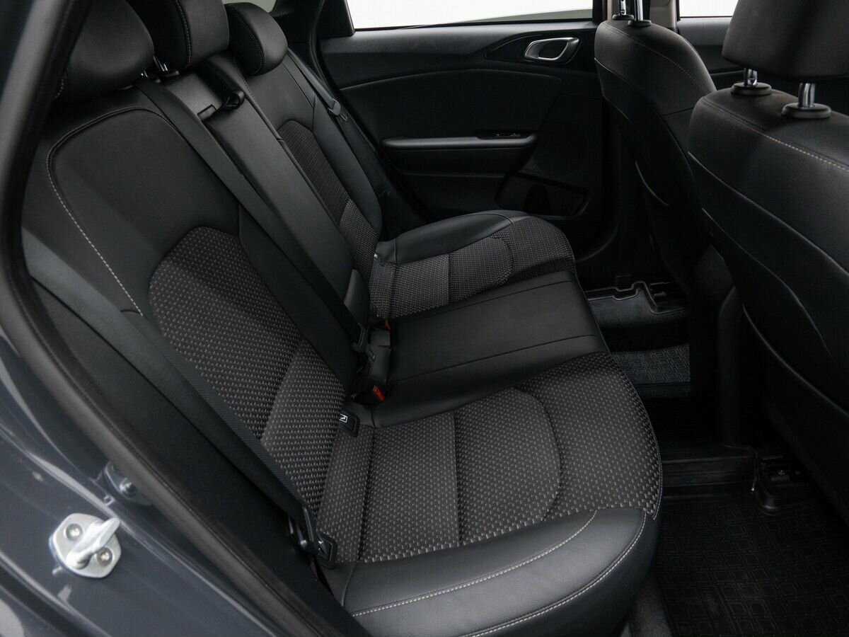 Kia Ceed 2019 года с пробегом. Фото: #8