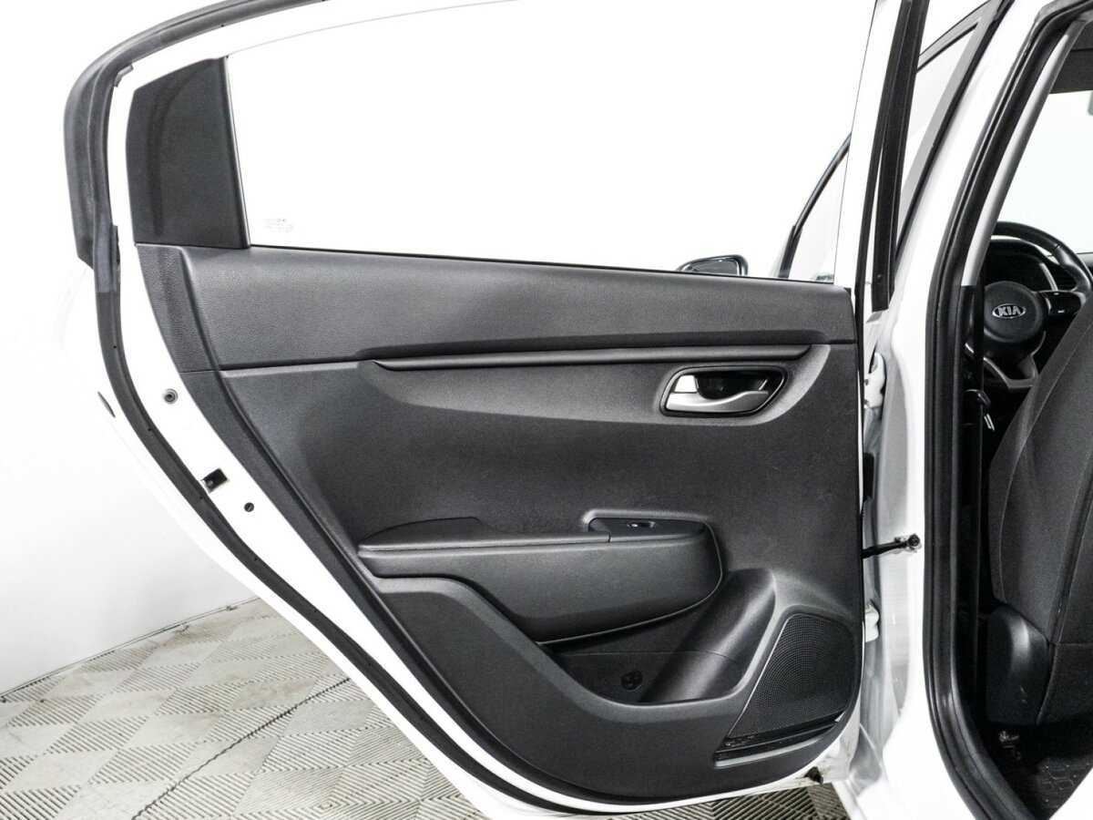 Kia Rio 2021 года с пробегом. Фото: #24