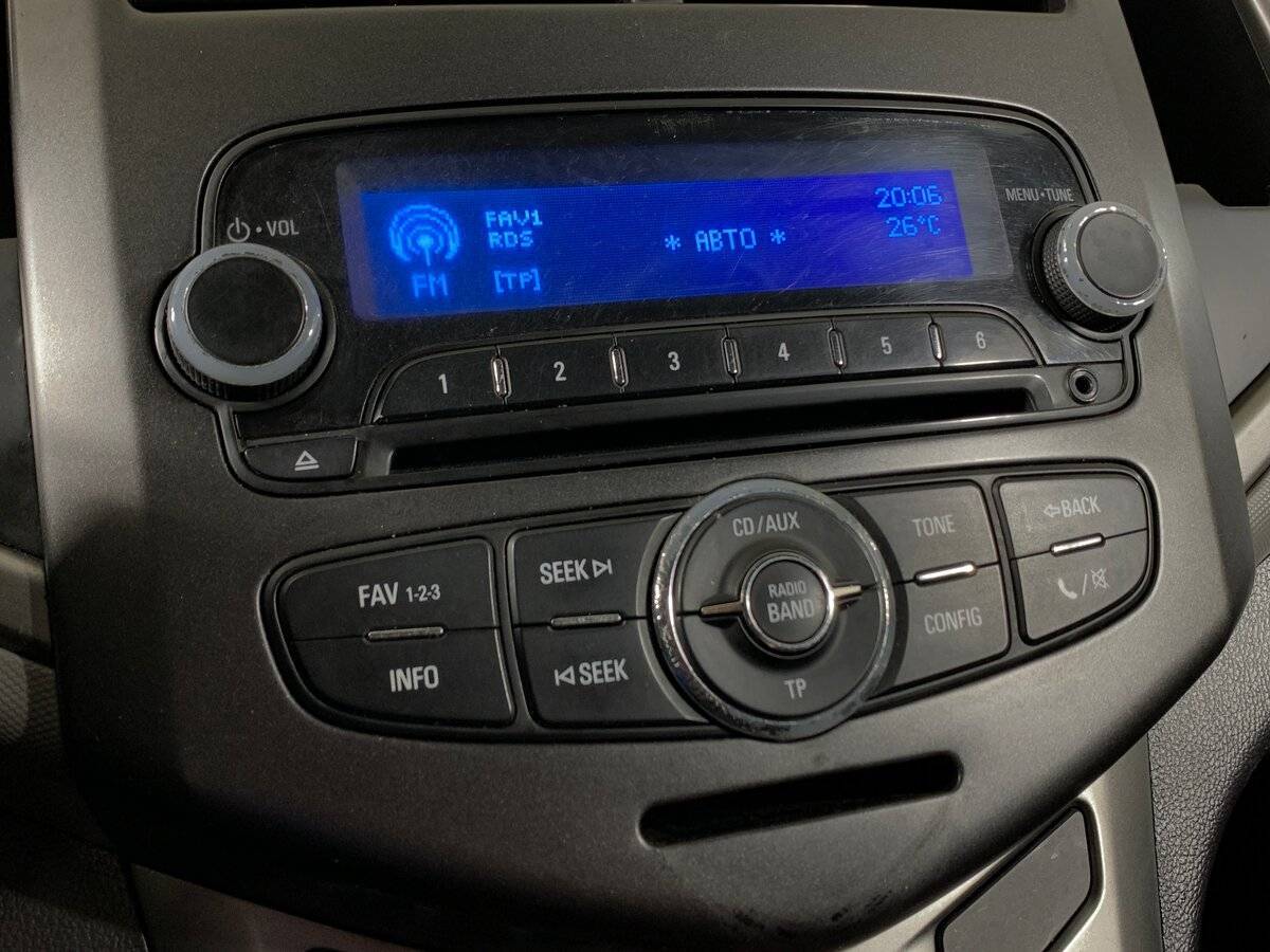 Chevrolet Aveo 2014 года с пробегом. Фото: #14