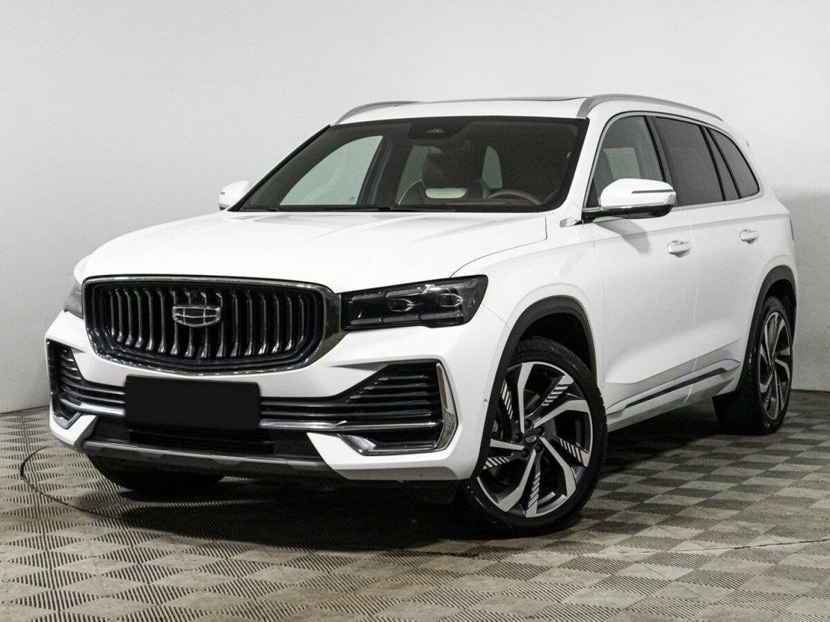 Geely Monjaro 2023 года с пробегом. Посмотреть фото