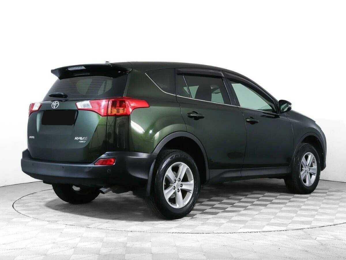 Toyota RAV4 2012 года с пробегом. Фото: #4
