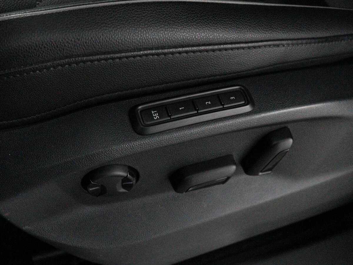 Volkswagen Tiguan 2019 года с пробегом. Фото: #9