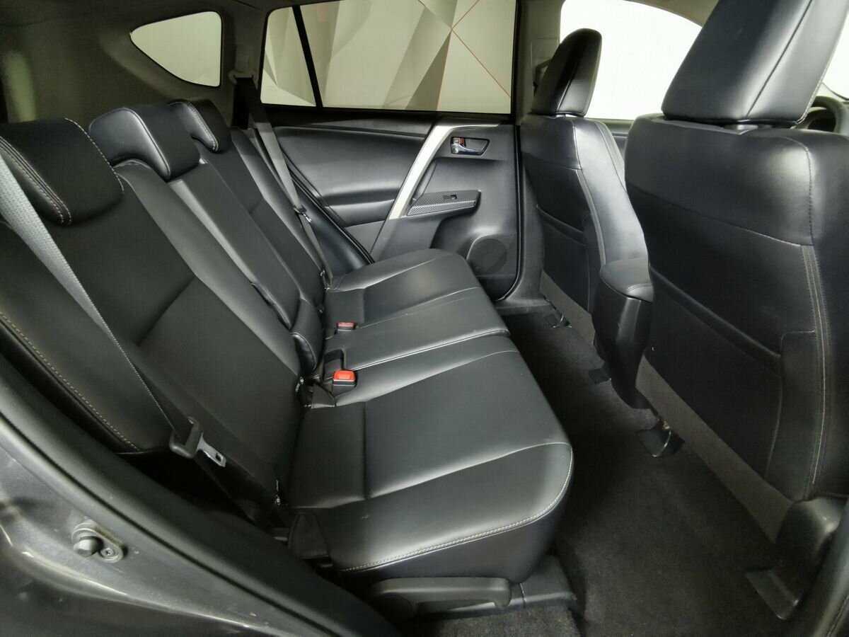 Toyota RAV4 2014 года с пробегом. Фото: #11