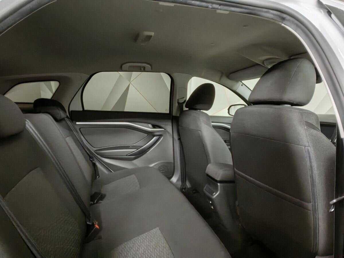 Lada (ВАЗ) Vesta 2021 года с пробегом. Фото: #11