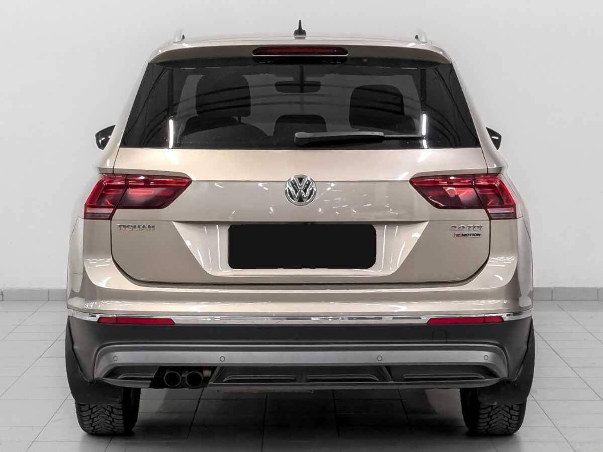 Volkswagen Tiguan 2018 года с пробегом. Фото: #5