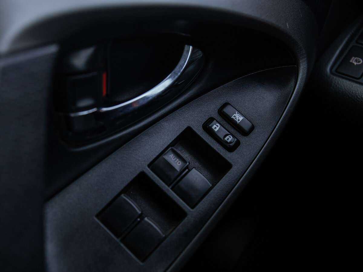 Toyota RAV4 2012 года с пробегом. Фото: #15