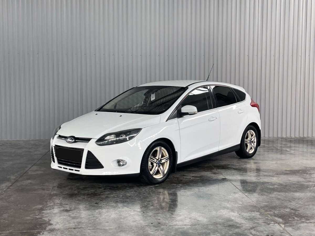 Ford Focus 2014 года с пробегом. Посмотреть фото