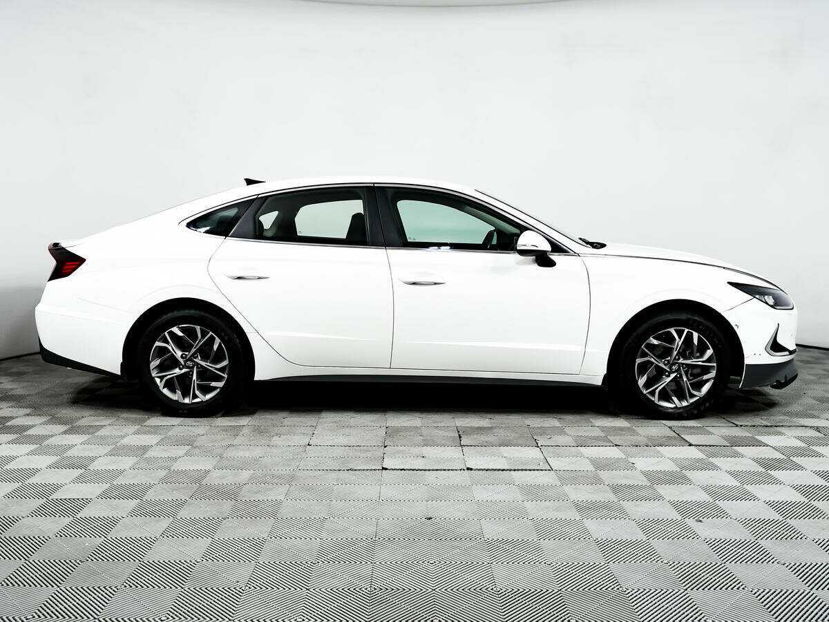 Hyundai Sonata 2021 года с пробегом. Фото: #3