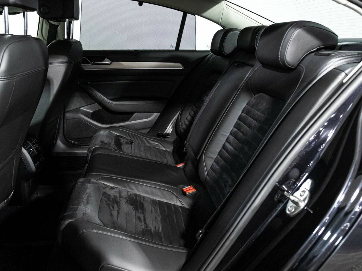 Volkswagen Passat 2016 года с пробегом. Фото: #9