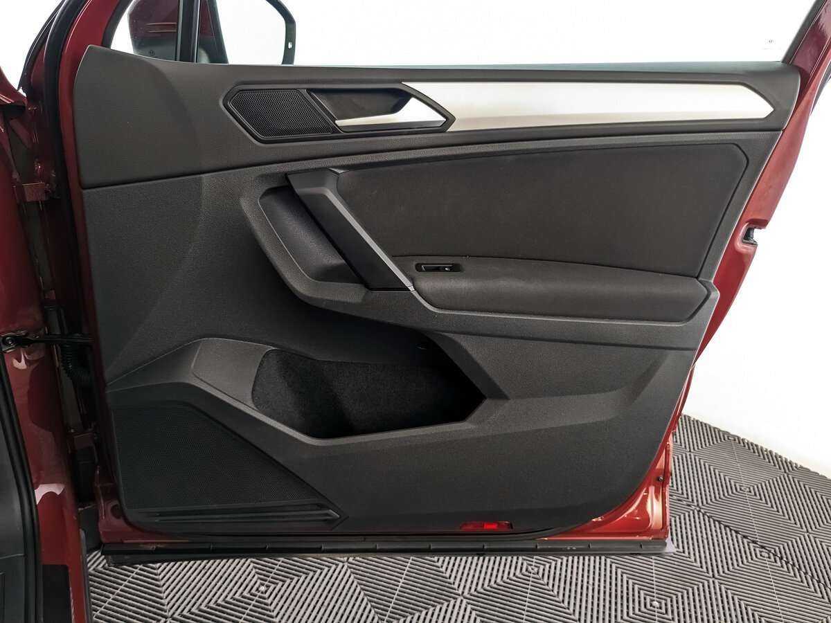 Volkswagen Tiguan 2020 года с пробегом. Фото: #20