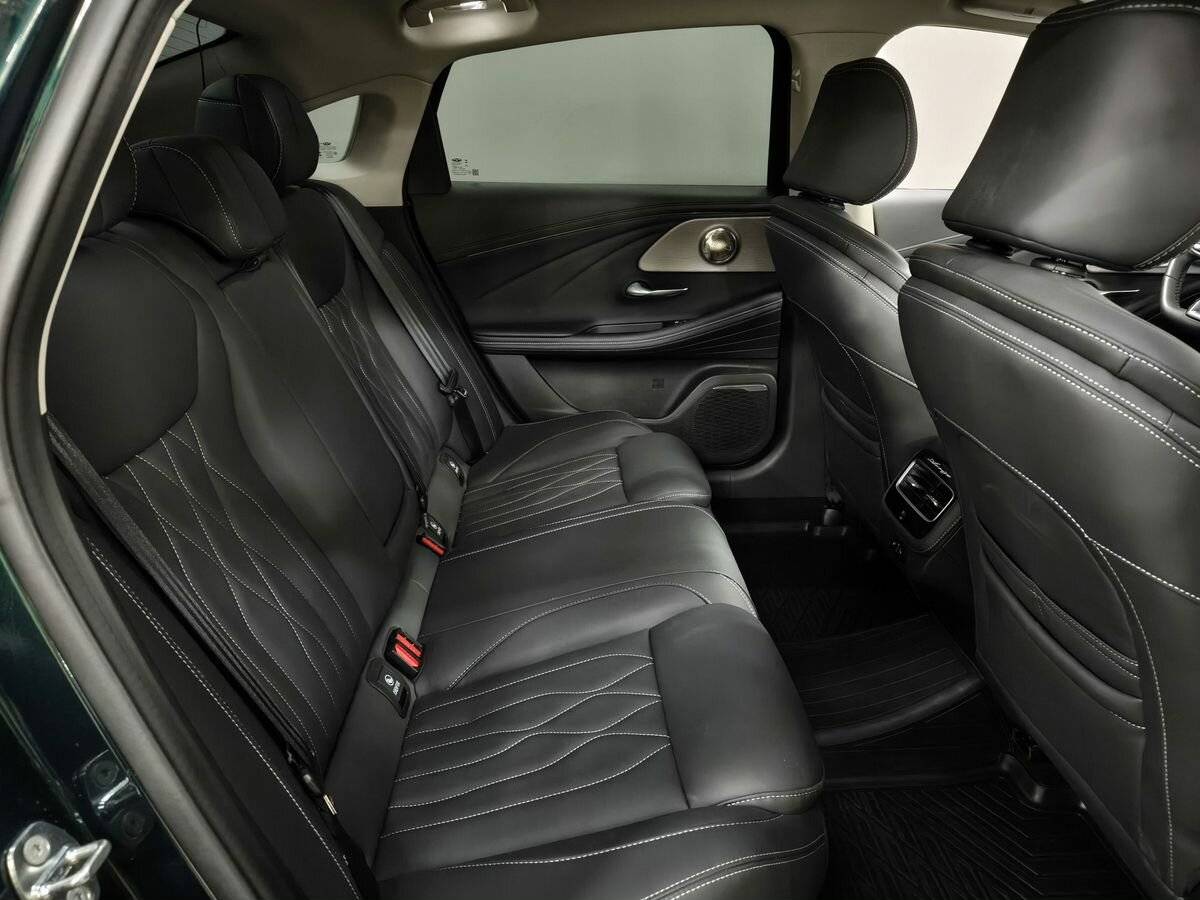 Chery Arrizo 8 2024 года с пробегом. Фото: #12