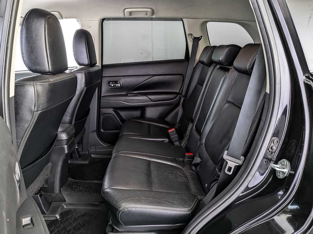 Mitsubishi Outlander 2012 года с пробегом. Фото: #13