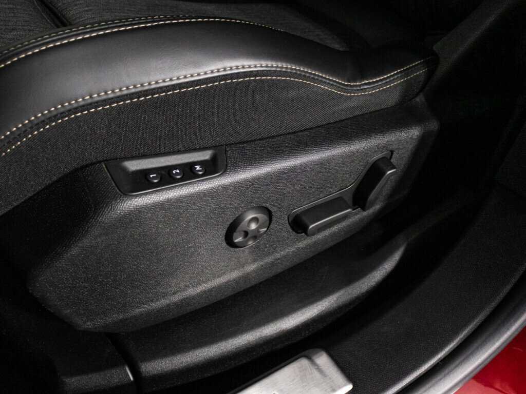 Peugeot 3008 2017 года с пробегом. Фото: #15