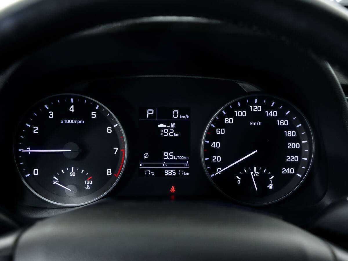 Hyundai Elantra 2017 года с пробегом. Фото: #13