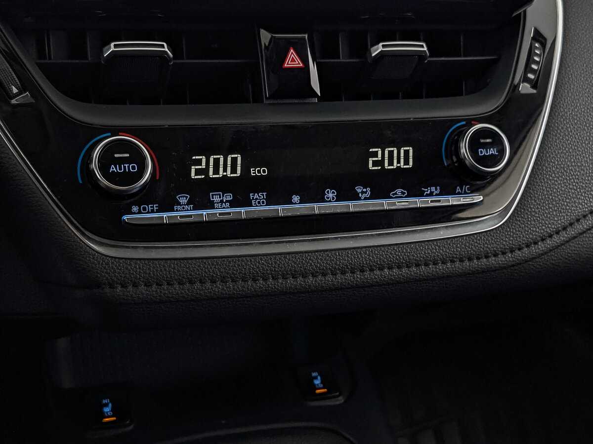 Toyota Corolla 2019 года с пробегом. Фото: #22